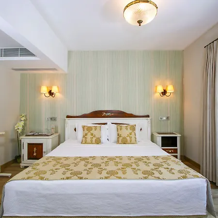 Joya Del Mar マルマリス