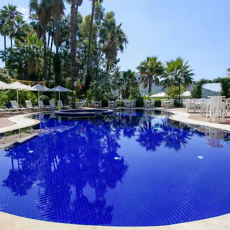 Joya Del Mar マルマリス