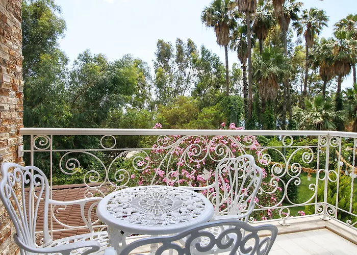 酒店 Joya Del Mar 4*