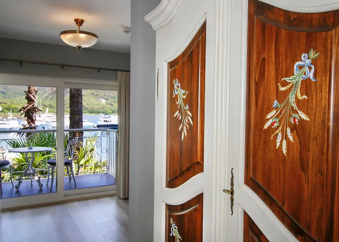 Joya Del Mar מרמריס